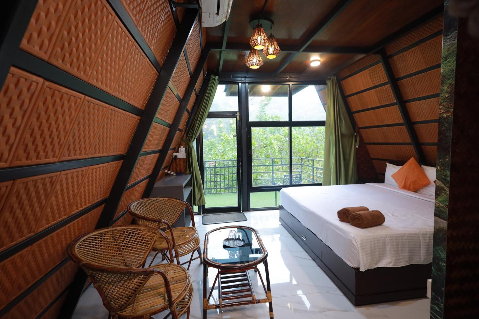 Holistic Stay Eco-Resort & Ayurvedic Retreat Paithalmala Buitenkant foto