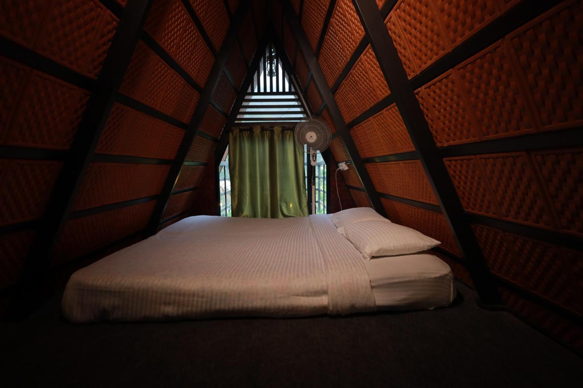 Holistic Stay Eco-Resort & Ayurvedic Retreat Paithalmala Buitenkant foto