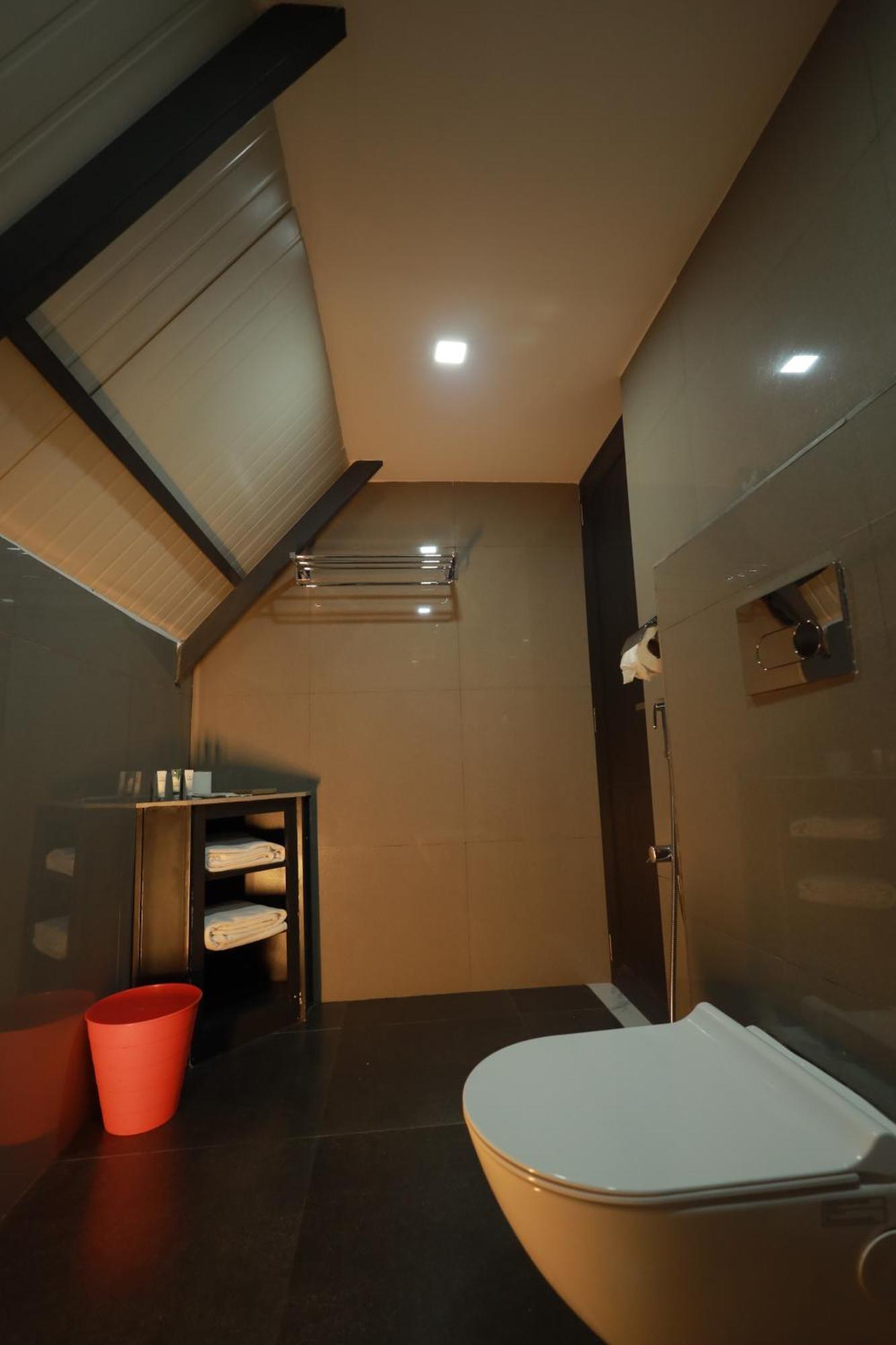 Holistic Stay Eco-Resort & Ayurvedic Retreat Paithalmala Buitenkant foto