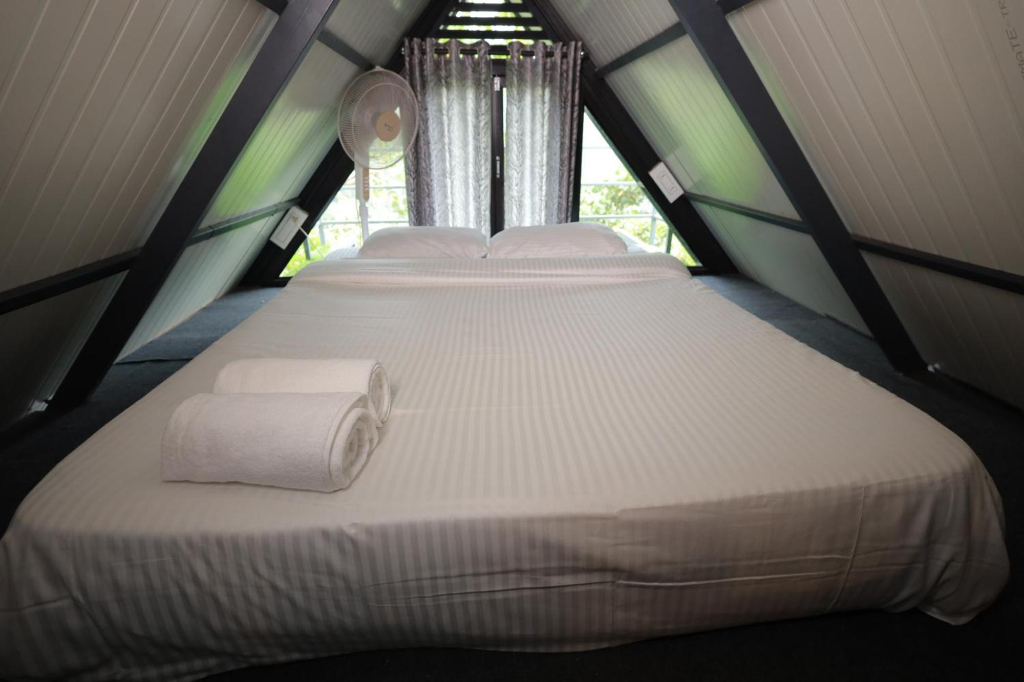 Holistic Stay Eco-Resort & Ayurvedic Retreat Paithalmala Buitenkant foto