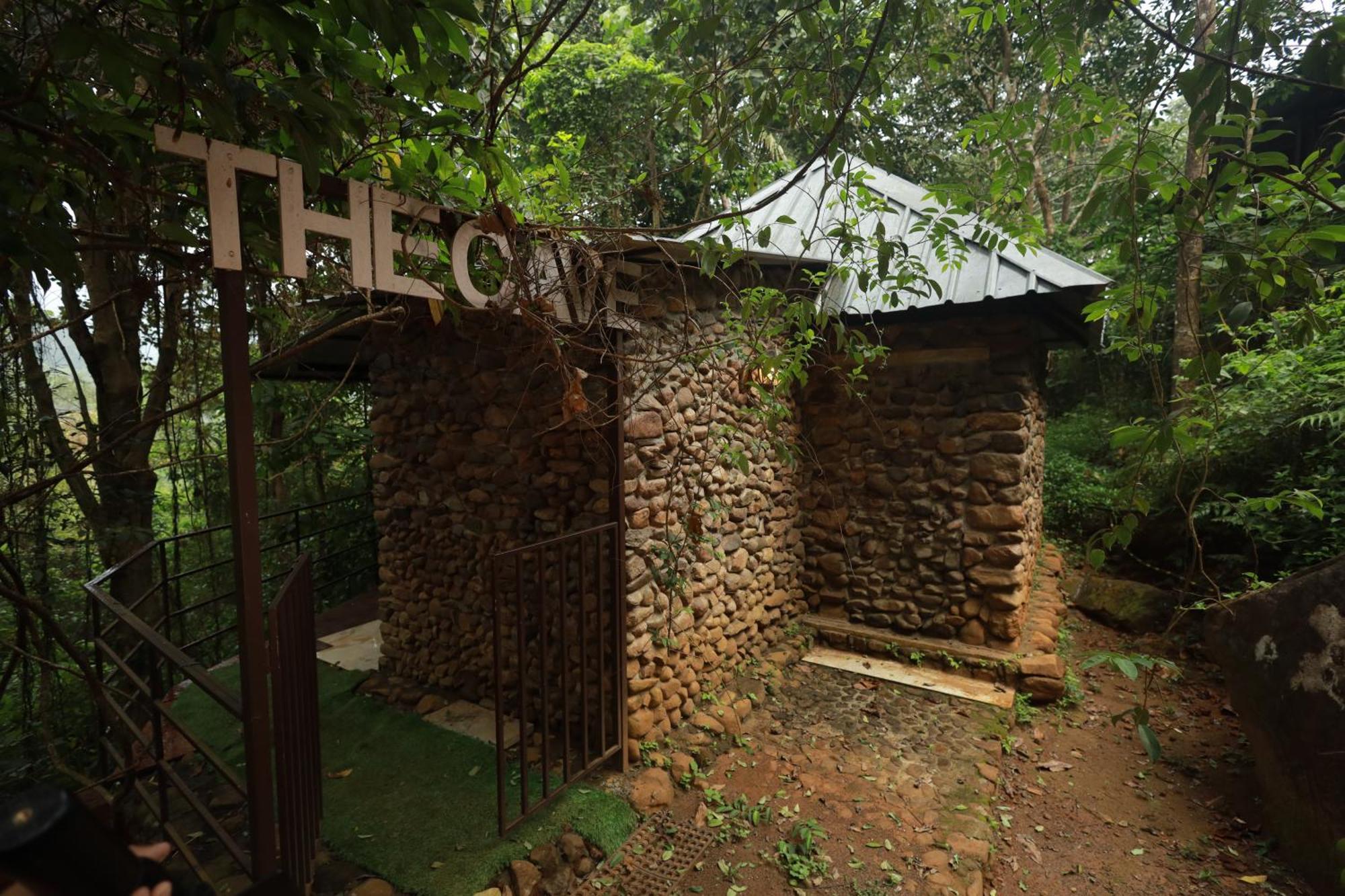 Holistic Stay Eco-Resort & Ayurvedic Retreat Paithalmala Buitenkant foto