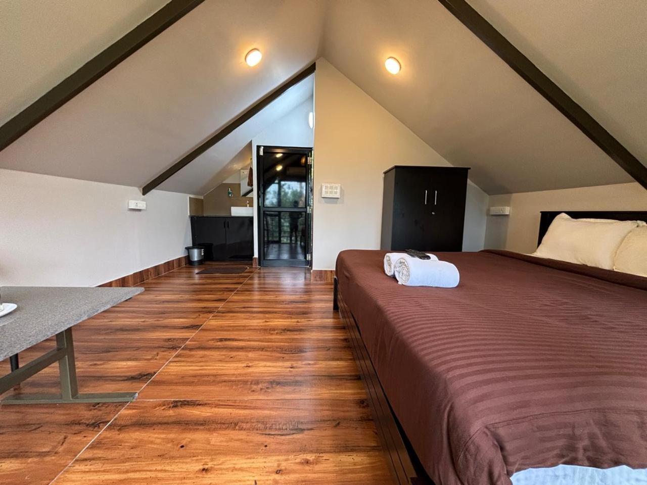 Holistic Stay Eco-Resort & Ayurvedic Retreat Paithalmala Buitenkant foto
